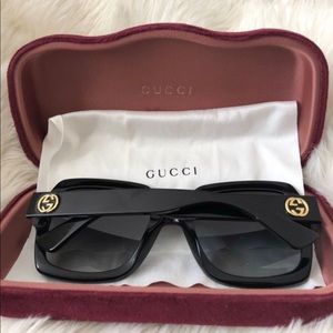 ❤️❤️SOLD❤️❤️Gucci Square Sunglasses